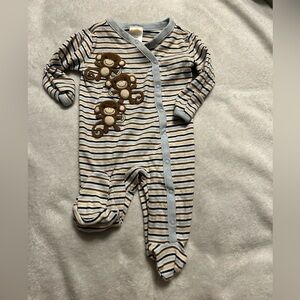 Monkey footie pajamas | Size: 0-3 months
